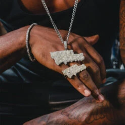 Ruff Ryders X King Ice - Young Ryders Two-Finger Ring -King Ice ruff ryders x king ice young ryders two finger ring king ice 35117699465391