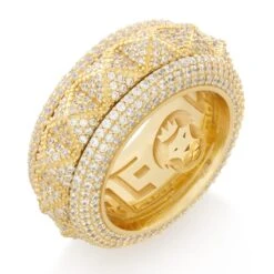 Spike-Studded Icy Spinner Ring